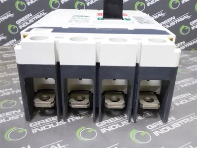 Eaton CLGPV4400W PVGard Solar PV Circuit Breaker 400A 1000VDC 4 Pole New NIB