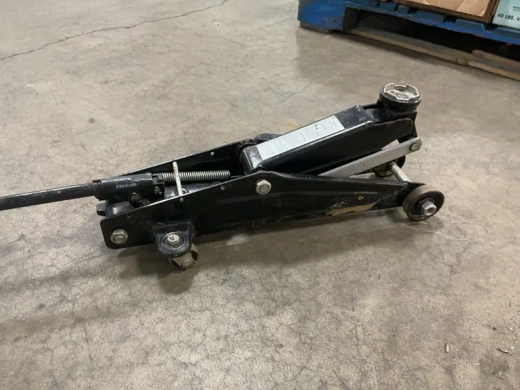 Used _UNKNOWN_ _UNKNOWN_ Jack Lifters Michigan US | Miedema Asset Management Group #1413797