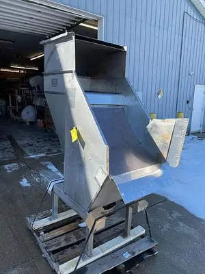 USED LYCO MANUFACTURING, INC. 24" WIDE SCREEN