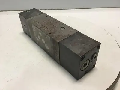 USED MOOG ZDMEBV10PPA4MS7FA/CEE10C1A
