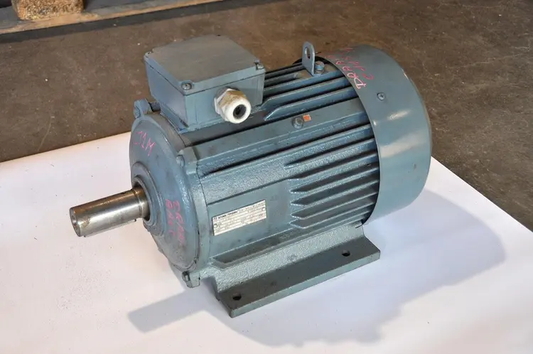 Used ZM ELMA TROYAN MOTOR 7,5 KW Parts | Apt International N.V #364489