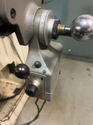 WILLIS MICROCUT 1050 knee mill | Universal Press & Machinery (UPM) (4)