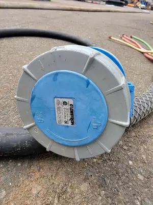 2000V Portable Power Cable 5100C9W, 2 AWG, 5 Conductors