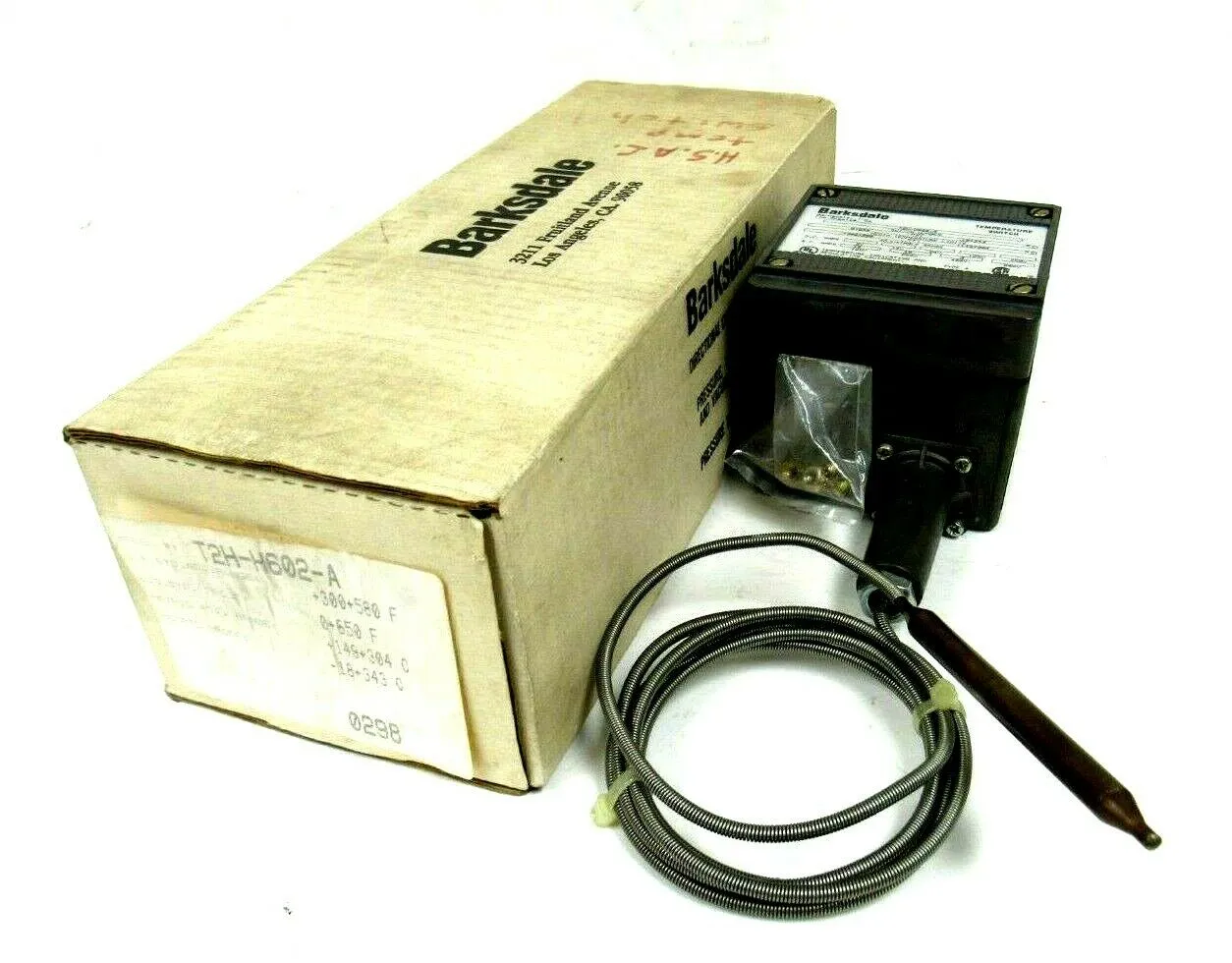 NEW BARKSDALE T2H-H602-A TEMPERATURE SWITCH T2HH602A 0-650F