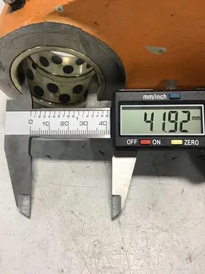 USED CINCINNATI MILACRON 3989554