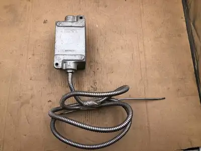 Thermon N-1E Thermostat 35-250°F 25A 120-277V