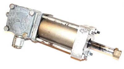 LINCOLN AIR OPERATED PUMP