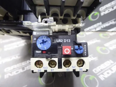 7.5 HP Telemecanique LP1 D 0910 Reversing Contactor Assembly 1000 V 8 kV Used