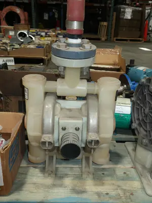 2 PALLETS OF ASSORTED PUMPS