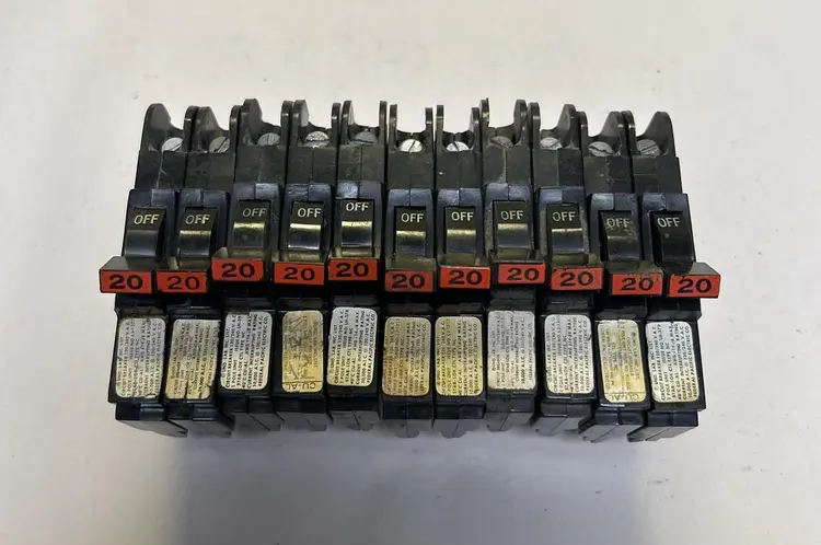 Used FEDERAL PACIFIC NC120 Miscellaneous Equipment (Electrical & Power) | Surplus Asset Holdings #1199059