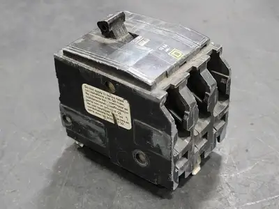 USED SQUARE D QO315
