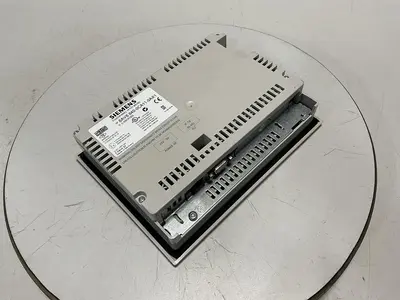 USED SIEMENS 6AV6 640-0CA11-0AX1