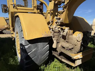 USED 1974 CATERPILLAR 621