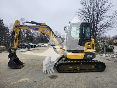 USED 2021 XCMG XE55U