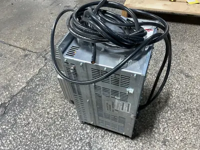 Used WELDING TECHNOLOGY CORP. 9021102VR Power Inverters Ohio US | HGR 24 #1266766