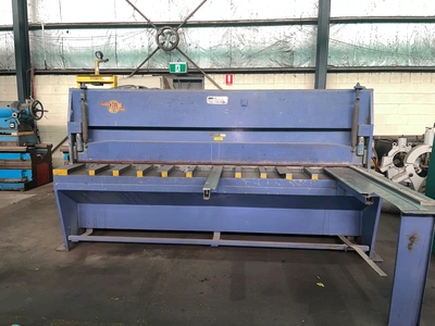 REGAL TBA Guillotines | ESP Machinery Australia Pty Ltd (2)