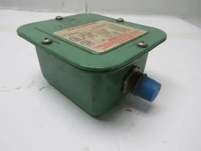 Asco HC21A215 Miniature Watertight Pressure Switch 40-120 PSIG 1/8" NPT