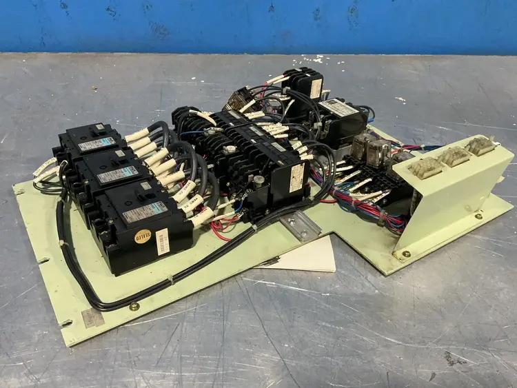 Used OKUMA _UNKNOWN_ Electrical Panels Ohio US | HGR 24 #1316423