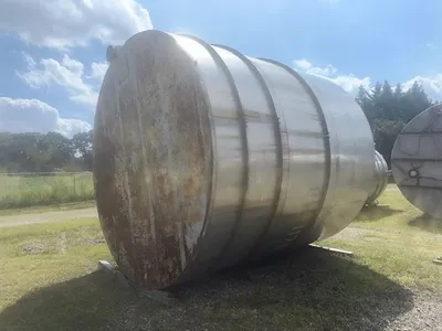 Used _UNKNOWN_ 10,000 Gallon Stainless Steel Tanks New Jersey US | Perry Equipment #123181
