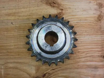 Roller Chain Sprocket H80B32 Size 80, 18 Teeth