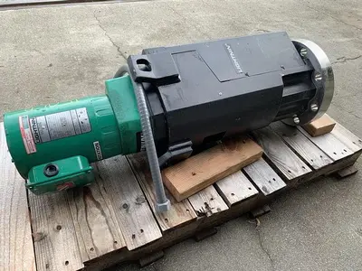 USED LIGHTNIN V5S25
