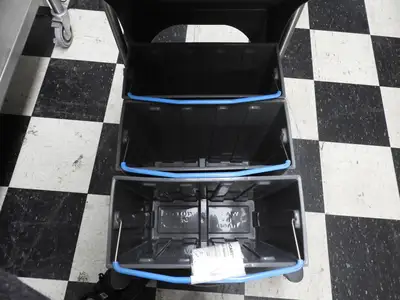 New | in-Stock Follett New Follett 00112771 Mobile 75lb Ice Caddy - Plastic, Gray Restaurant Storage Containers Illinois US | Falcon Restaurant Supply #1376492