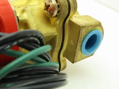 Lancer 4LE2HB3052 2-Way Skinner Solenoid Valve 3/8" NPT N.C. 0-50psi 120v