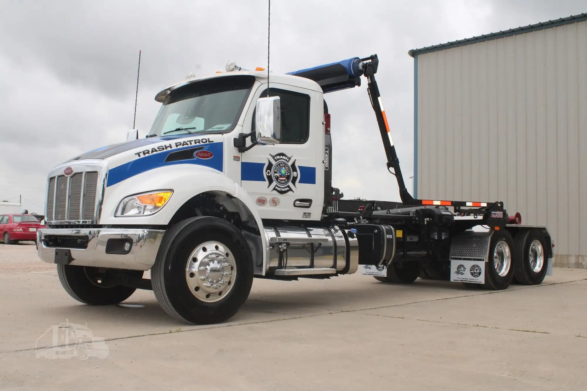 Used 2027 PETERBILT 548 Hooklifts & Roll-Offs Texas US | Roll Off Truck World #1491992