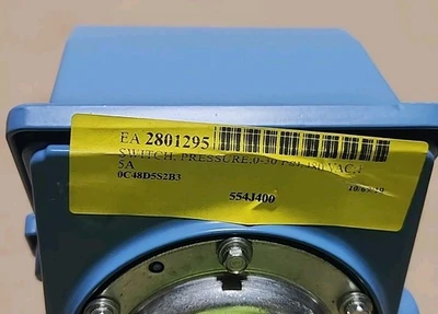 NEW United Electric Controls J400-554