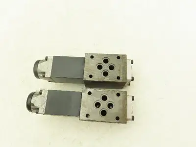 Rexroth Hydronorma 4WE6 D51/AG24NZ4 Directional Solenoid Valve 24VDC Lot of 2