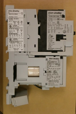 USED Allen-Bradley 140M-D8E-B40  SER B WITH 100-C09D*10 Ser