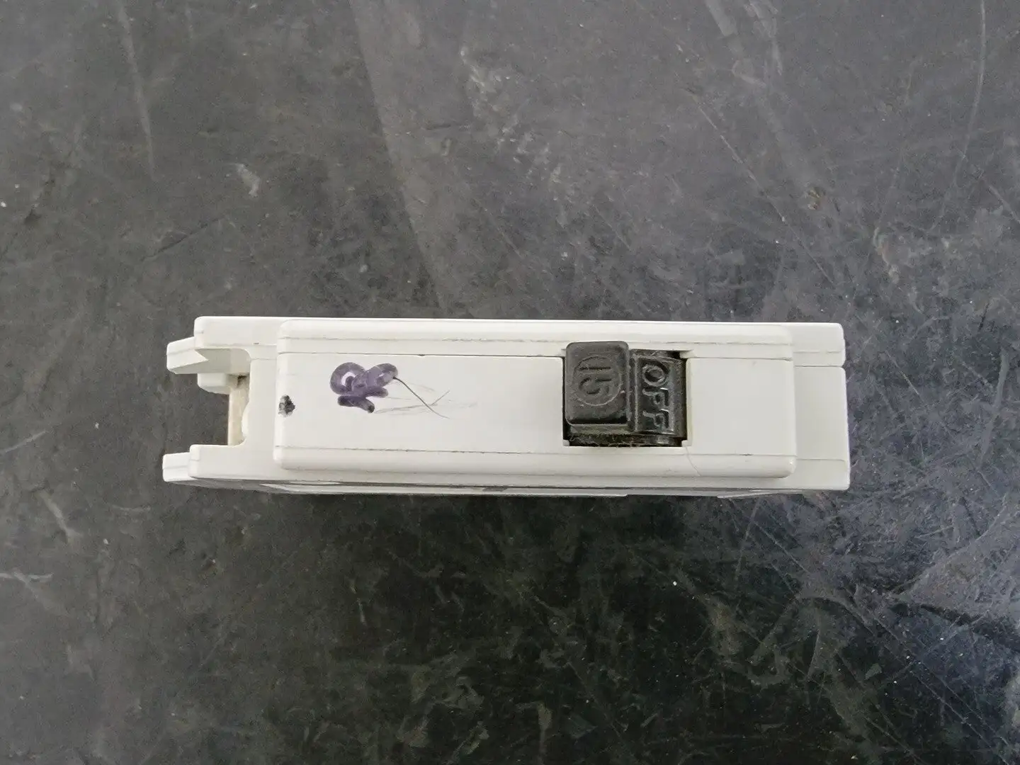 USED COMMANDER QB115
