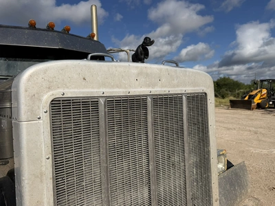 Used 2007 PETERBILT 379 TRUCK TRACTOR Conventional trucks Texas US | Miedema Asset Management Group #1312519
