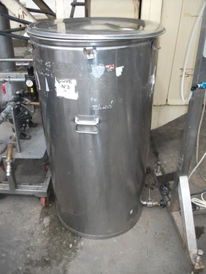 250 L S/S vertical Tank