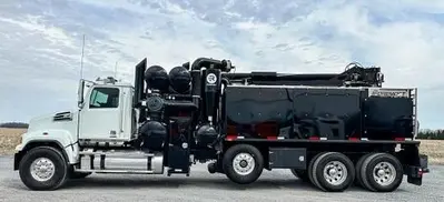 2022 RIVAL T10 Hydro Excavator | VacSource (2)