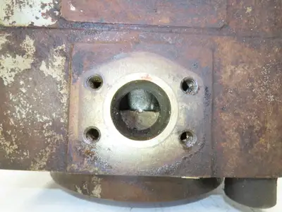 IMO Delaval 82160LIP CIG Series Hydraulic Gear Pump 2-Bolt SAE 65mm Shaft