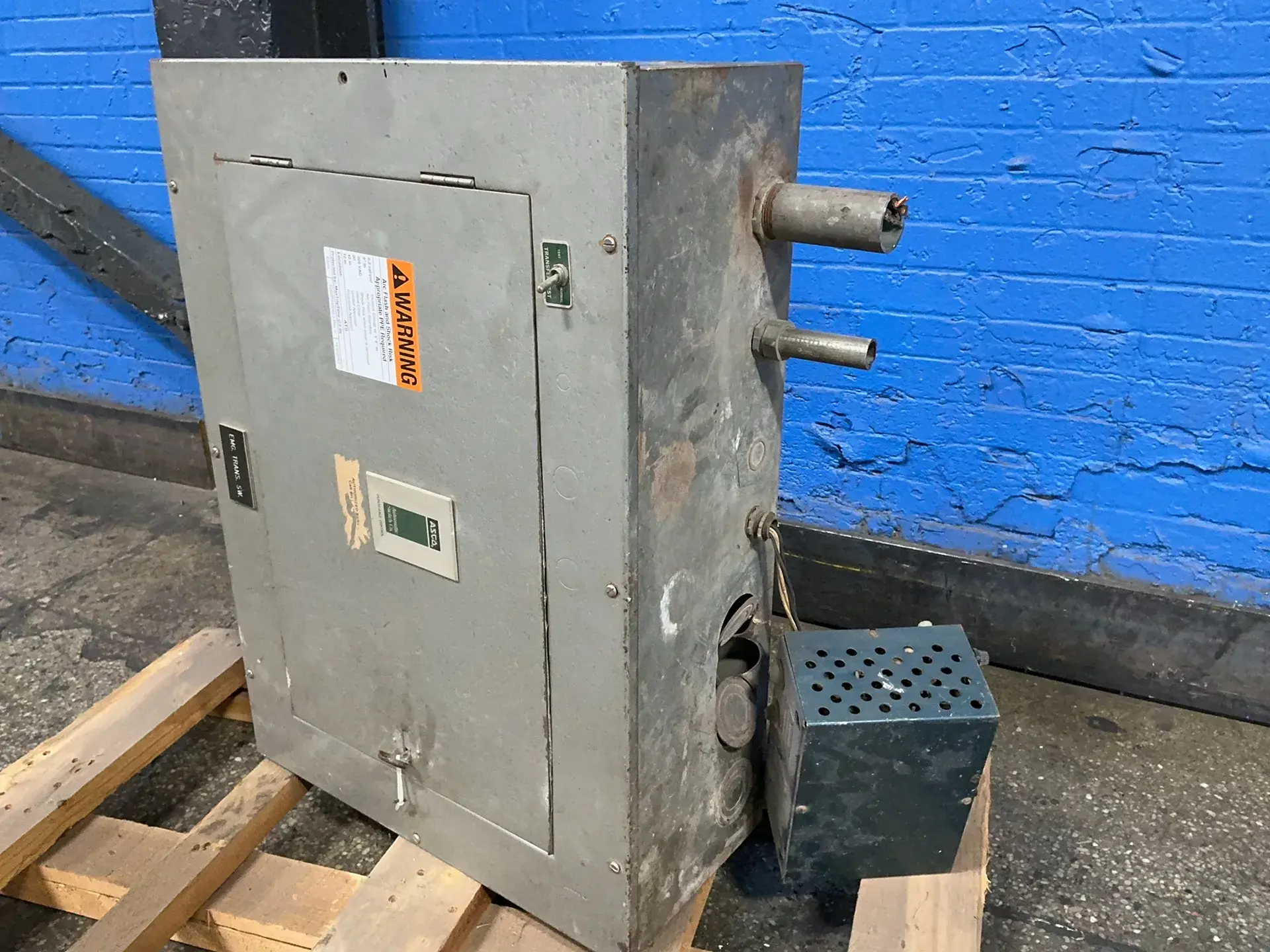 Used AUTOMATIC SWITCH CO. _UNKNOWN_ Electrical Boxes Ohio US | HGR 24 #1505800