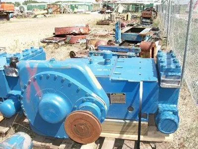 USED NATIONAL 125T-4L TRIPLEX INJECTION PUMP (OILWELL A-344H)