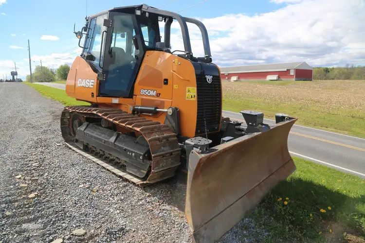 Used 2023 CASE 850M LT Crawler Dozers Pennsylvania US | Zimmerman Farm Service #1409820