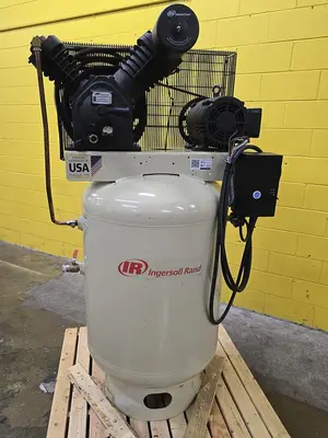 Used 2021 INGERSOLL RAND 2545K10V-3 Tank Mounted Air Compressors Wisconsin US | Packer City Sales #1303622