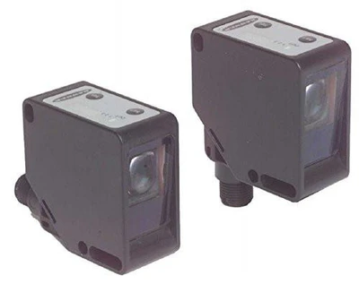 Banner Engineering QC50A3P6XDWQ 70826 Photoelectric Color Sensor, 10-30VDC [New]
