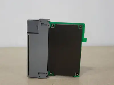 NEW ALLEN BRADLEY 1747-L511