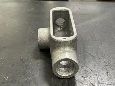 NEW CROUSE-HINDS T28