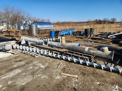 Used _UNKNOWN_ _UNKNOWN_ Cement Silo Quebec CA | DIT Equip #1412365