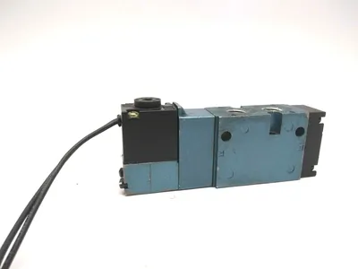 USED MAC VALVES SOLENOID VALVE WITH PME-611BAAA 24VDC COIL
