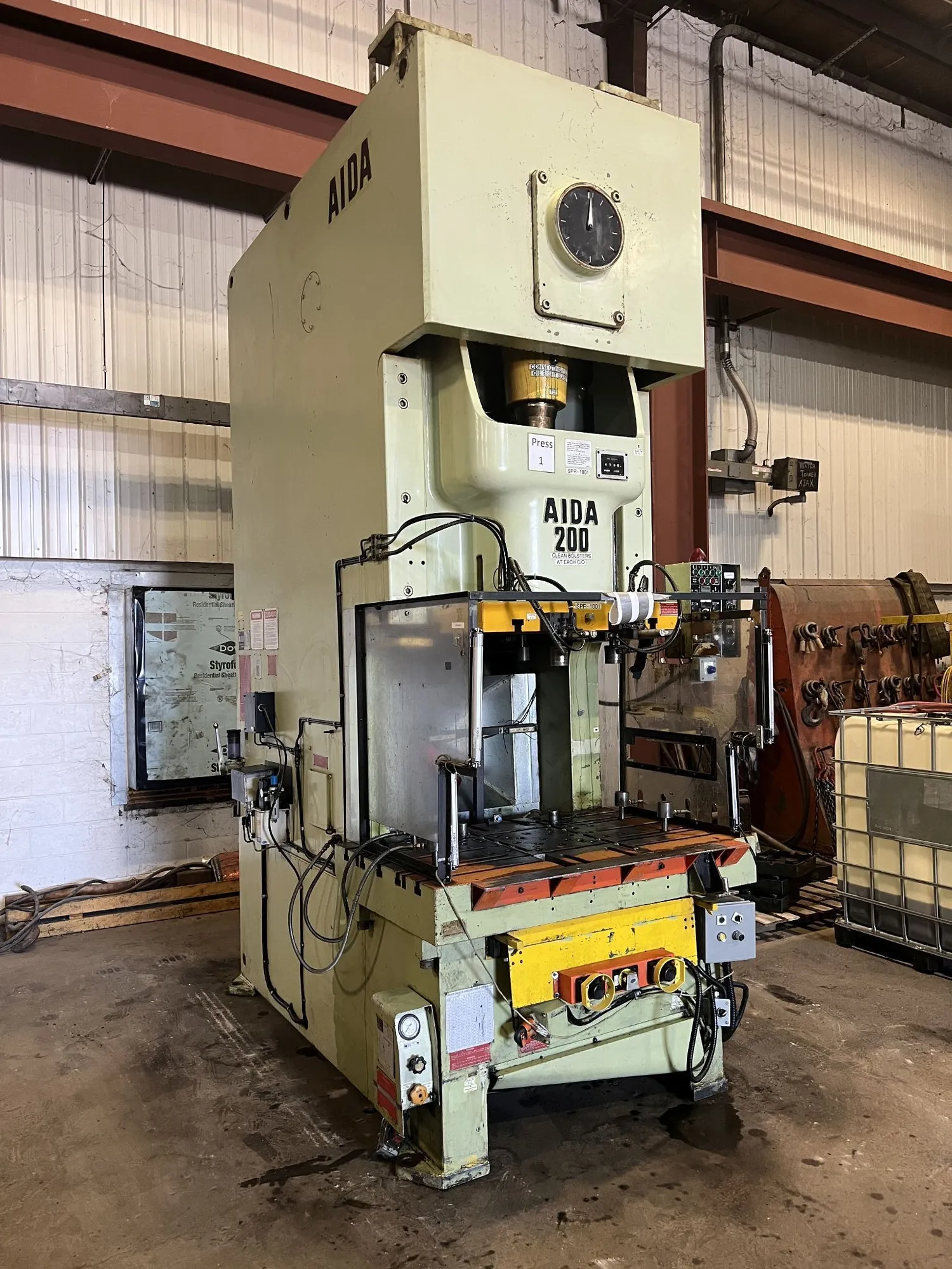 USED AIDA 220 TON SINGLE POINT GAP FRAME