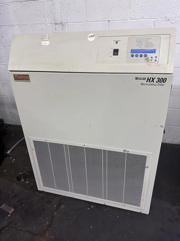 NESLABS / THERMO SCI #HX300 RECIRCULATING CHI