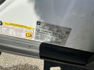 USED 2017 CHEVROLET TRAVERSE