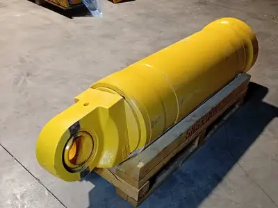 NEW KOMATSU EG9089R