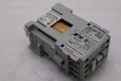 Allen Bradley 100-C09DJ300/100-C09D*300 DRIVES STOCK #L-483-C
